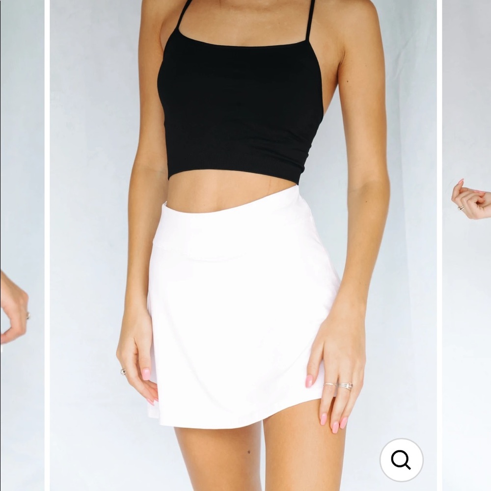 White gold hinge skirt